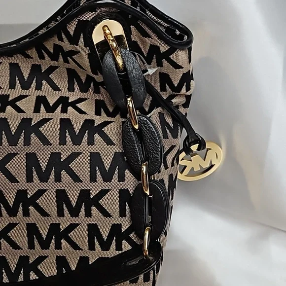 MICHAEL Michael Kors Signature Shoulder Bag Black/Brown NWT - Picture 5 of 14